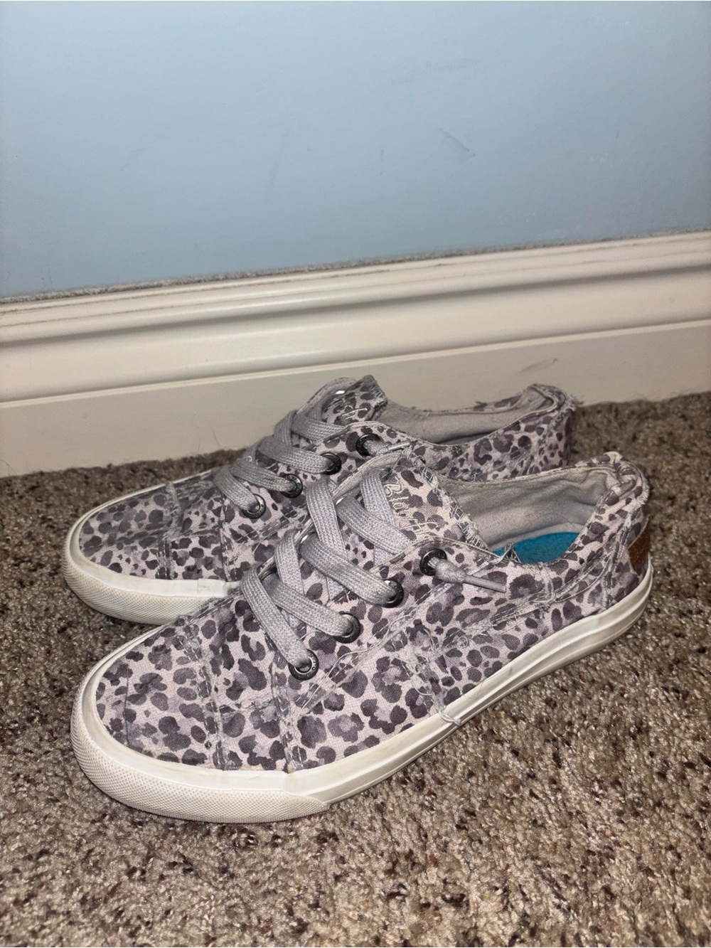 Blowfish Gray Leopard Print Women's Sneakers